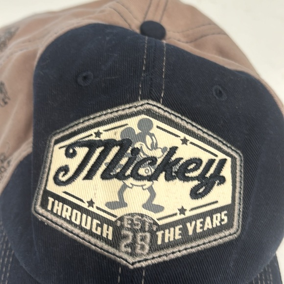 Mickey Mouse hat-unisex - Picture 2 of 4